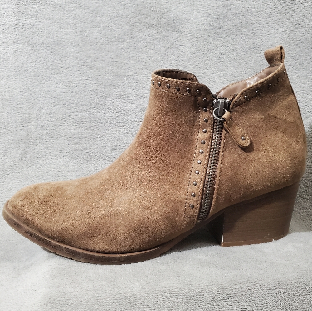Sonoma Studded Faux Suede Ankle Boots Stone Taupe 8.5 M